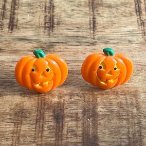 Novelty pumpkin plastic clip on earrings